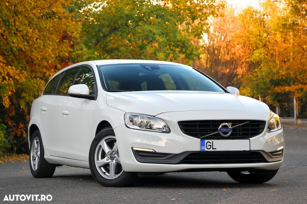 Volvo V60 D2 Kinetic - 1