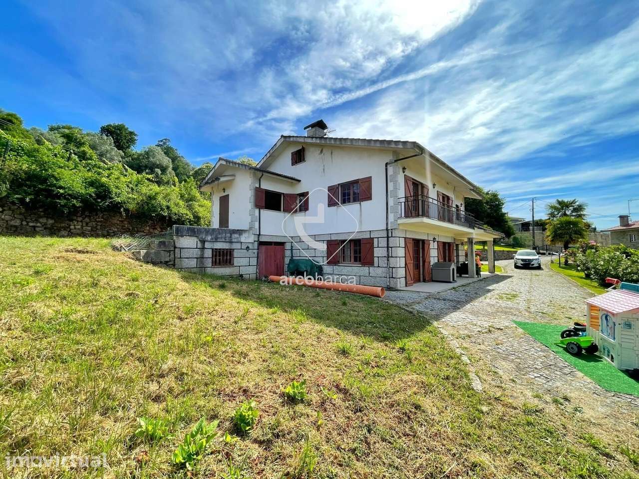Moradia T4 em S. Cosme - Arcos de Valdevez - Grande imagem: 3/32