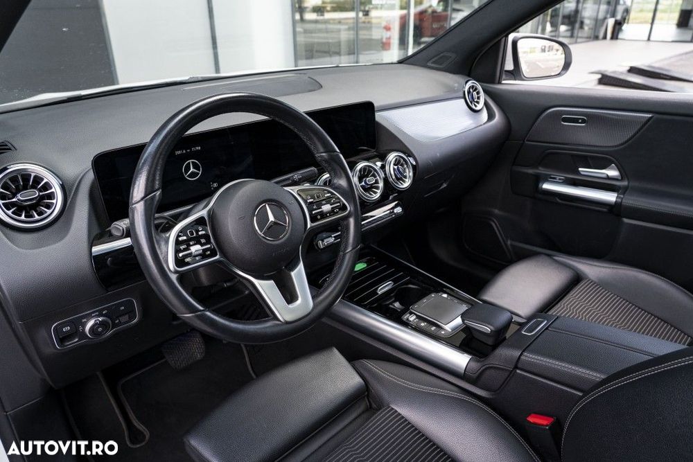 Mercedes-Benz GLA - 15