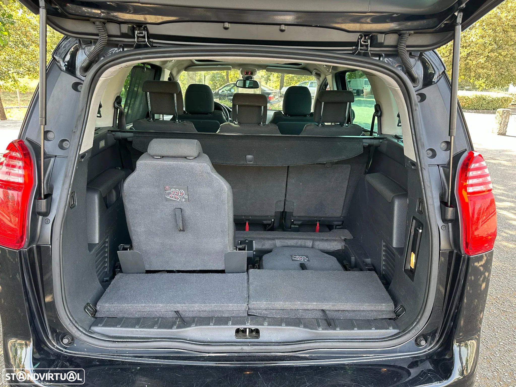 Peugeot 5008 1.6 E-HDi 7L Allure J17 CMP6 - 25