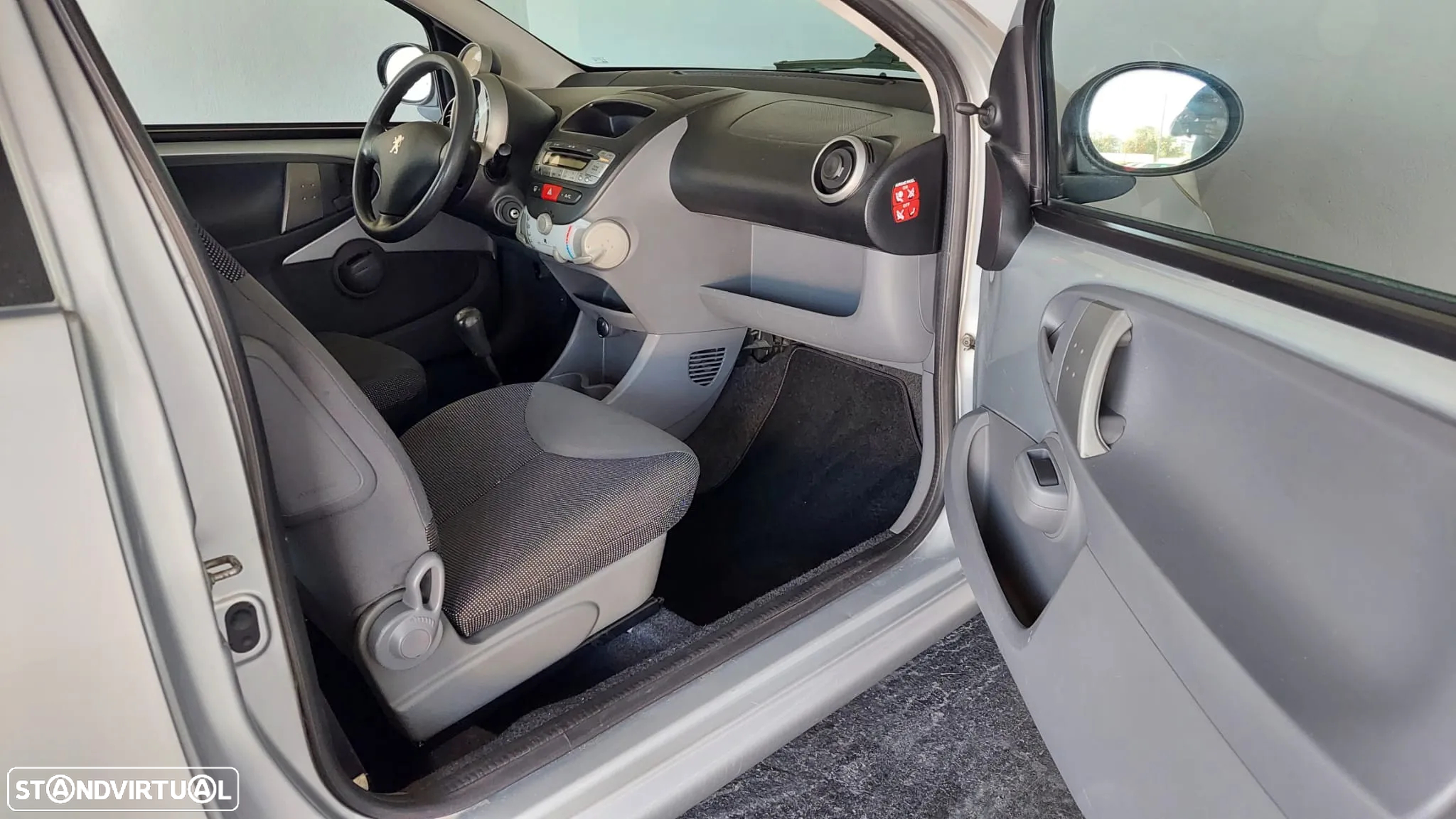 Peugeot 107 1.4 HDi Trendy - 9