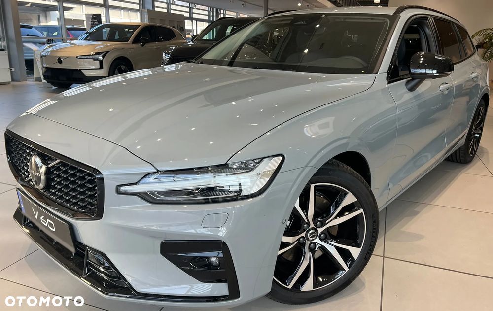 Volvo V60 B4 B DKG Plus Dark - 1