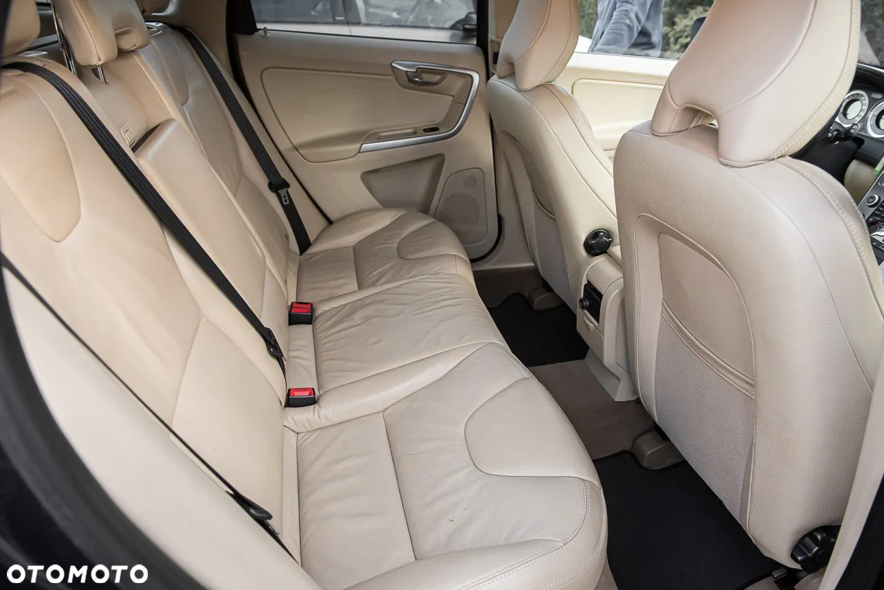 Volvo XC 60 DRIVe Summum - 11