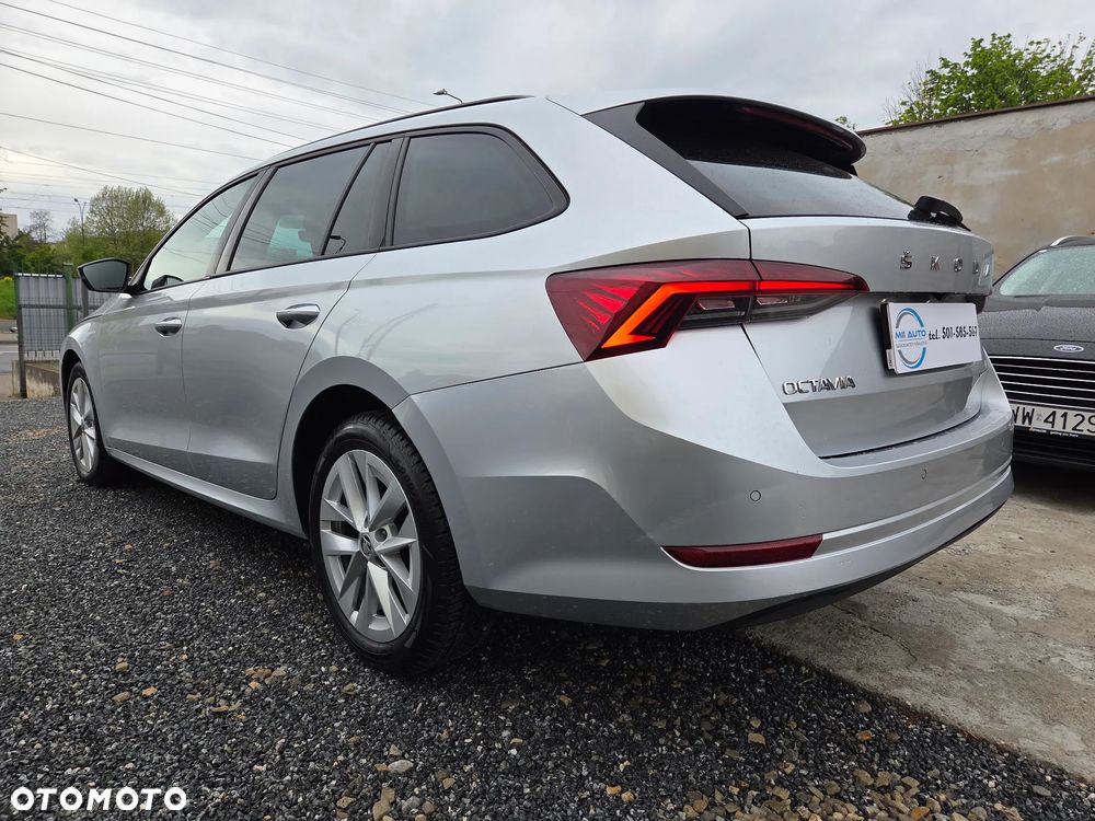 Skoda Octavia 2.0 TDI Ambition - 8