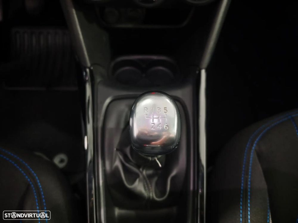 Peugeot 2008 1.2 PureTech Signature - 13