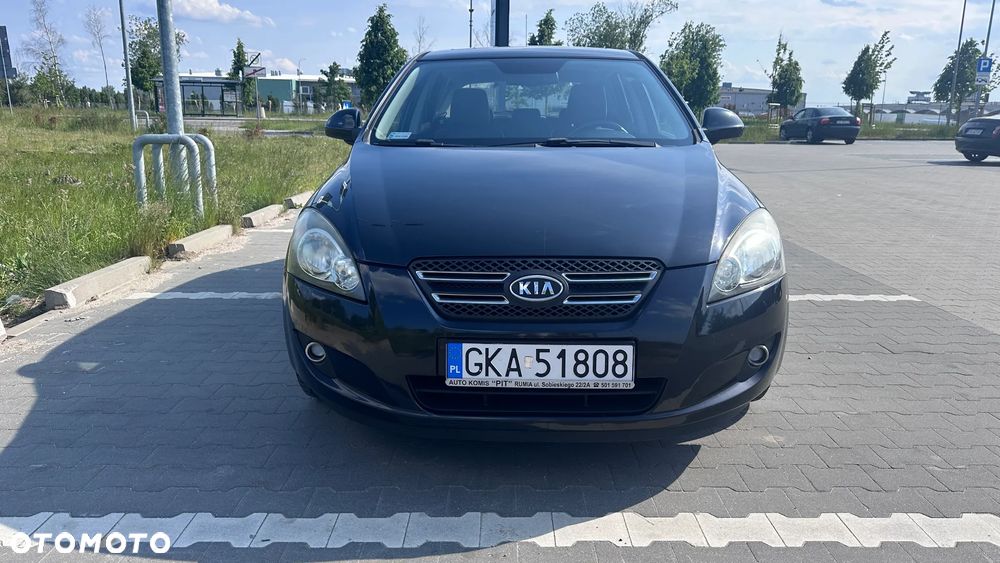Kia Ceed 2.0 crdi Optimum + - 3