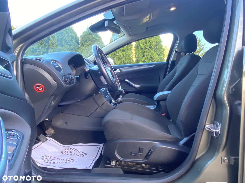 Ford Mondeo 2.0 TDCi Titanium - 19