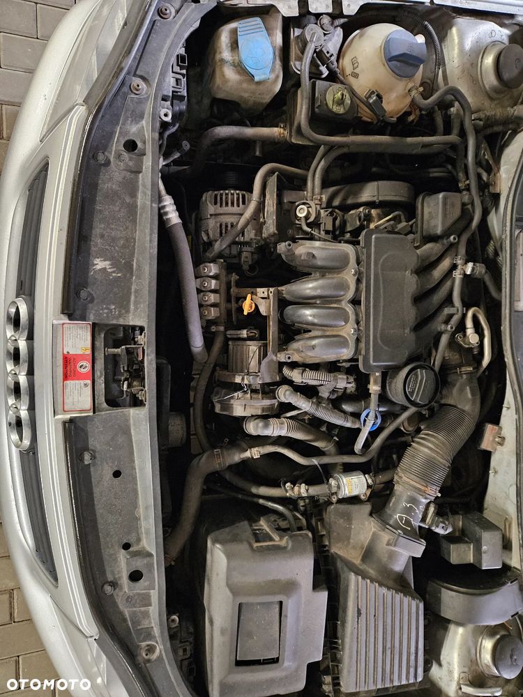 Audi A3 Sportback 1.6 Ambiente - 19