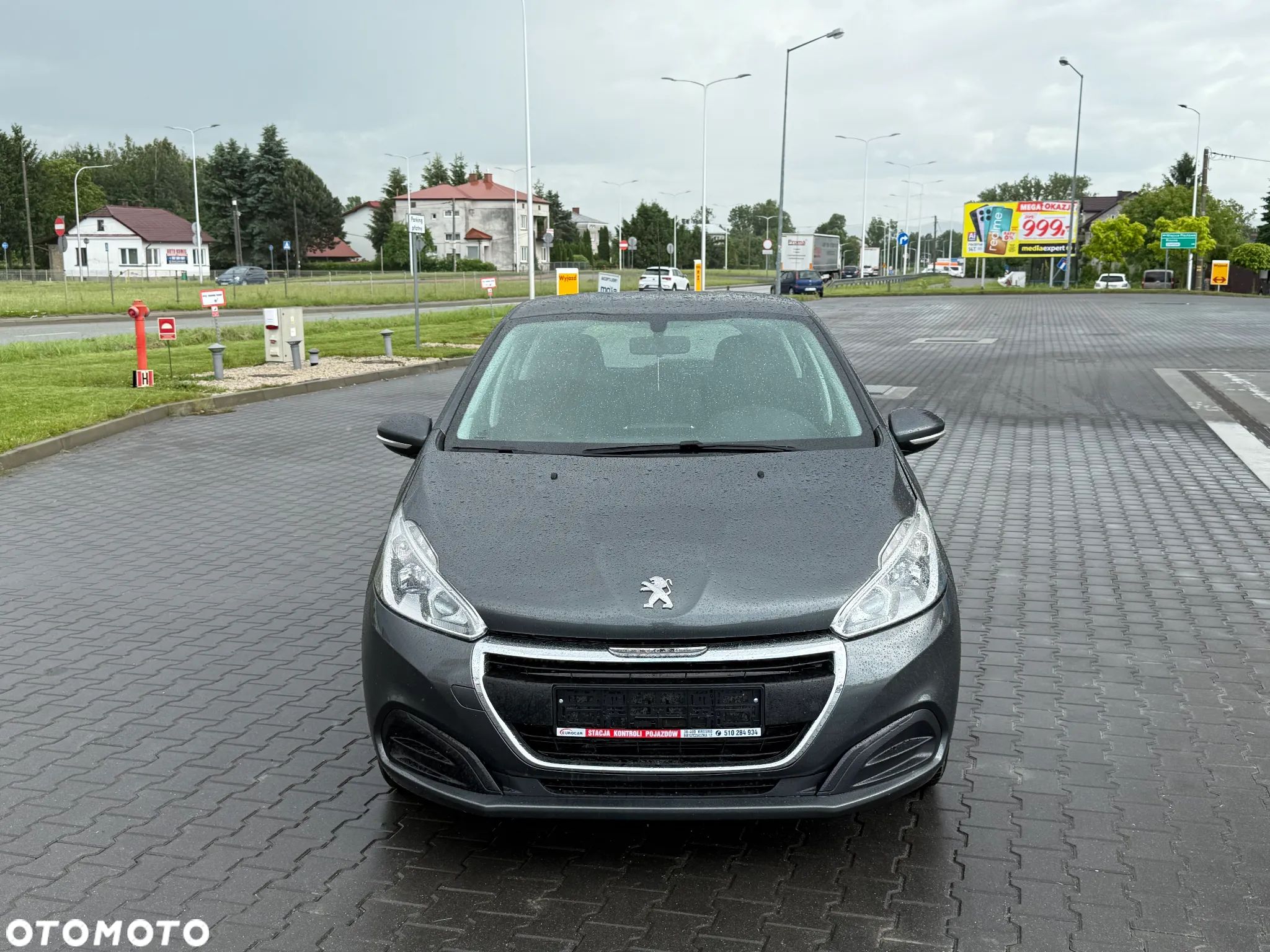 Peugeot 208 1.6 BlueHDi Allure S&S - 1