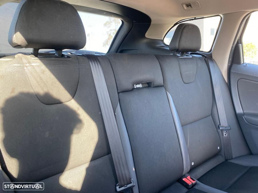 Volvo XC 60 2.0 D4 VOR - 10