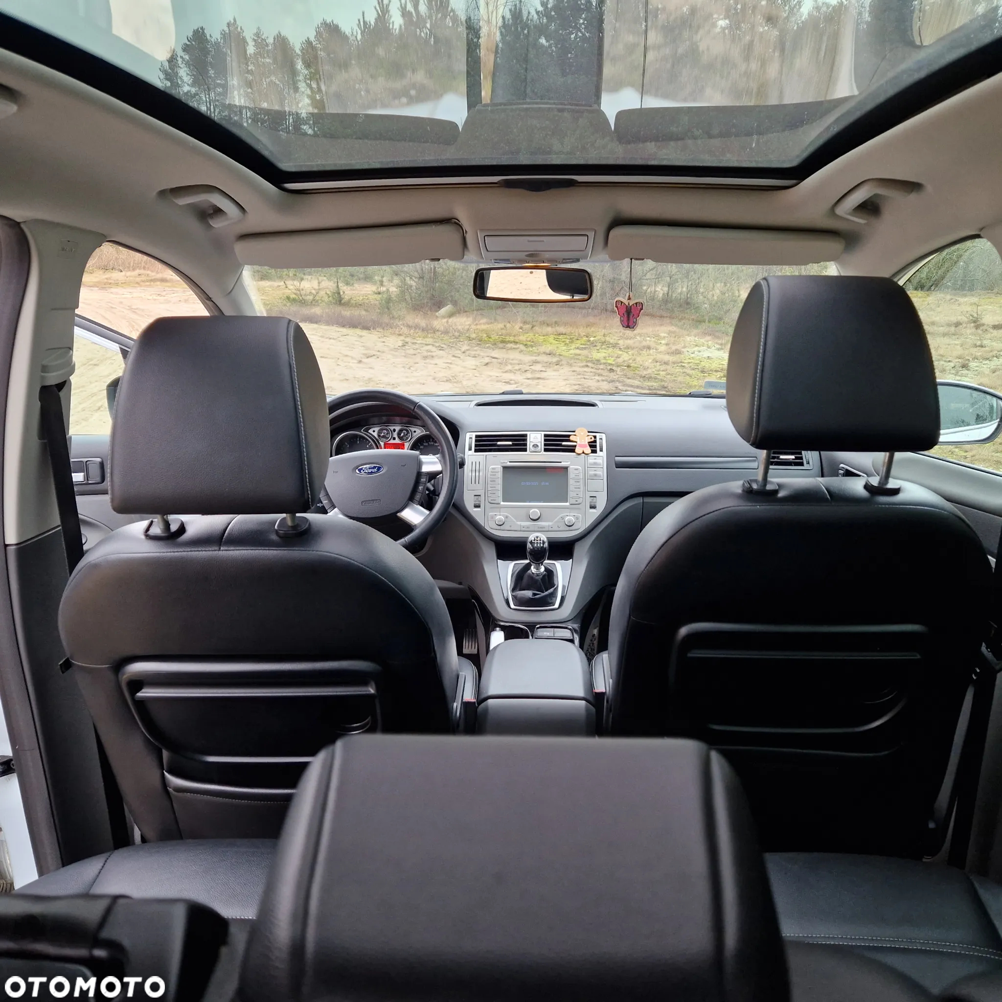 Ford Kuga - 8