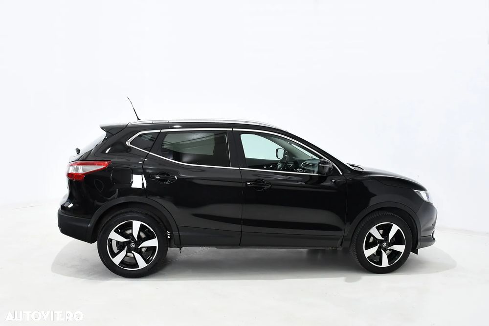 Nissan Qashqai 1.5 DCI N-Connecta - 6
