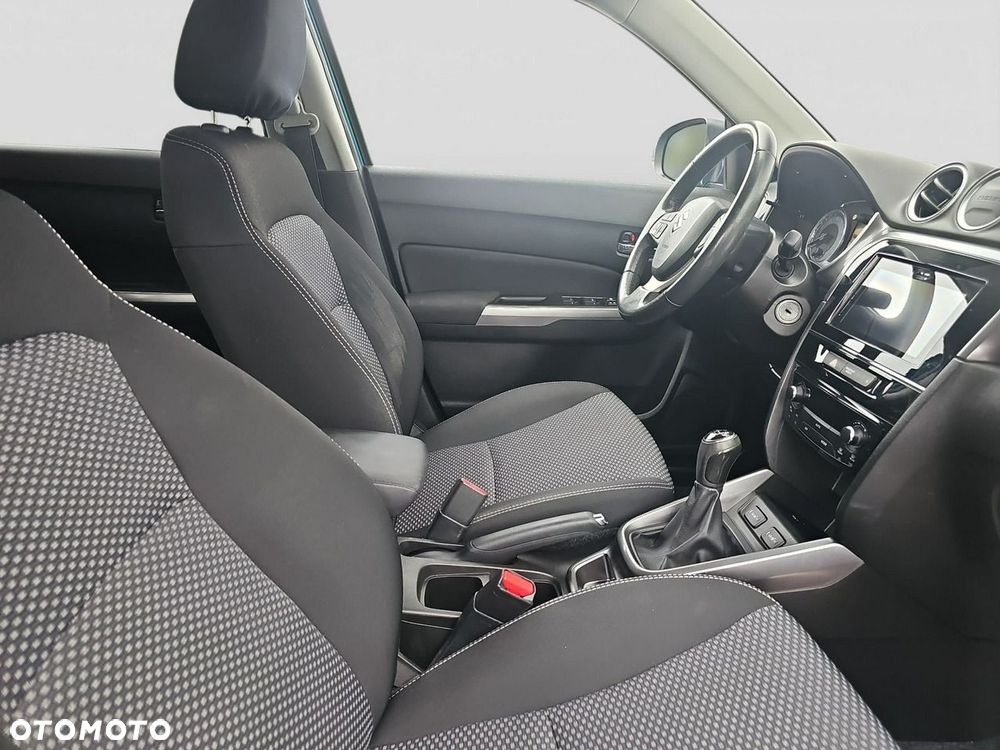 Suzuki Vitara - 17
