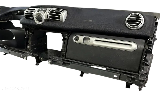 Deska rozdzielcza Nissan QASHQAI J10 lift 68200 JD900 Smart FORTWO II 451 Hyundai Tucson 3 84711D7000 84530-D3000 - 17