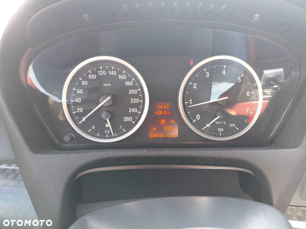 BMW X6 - 8