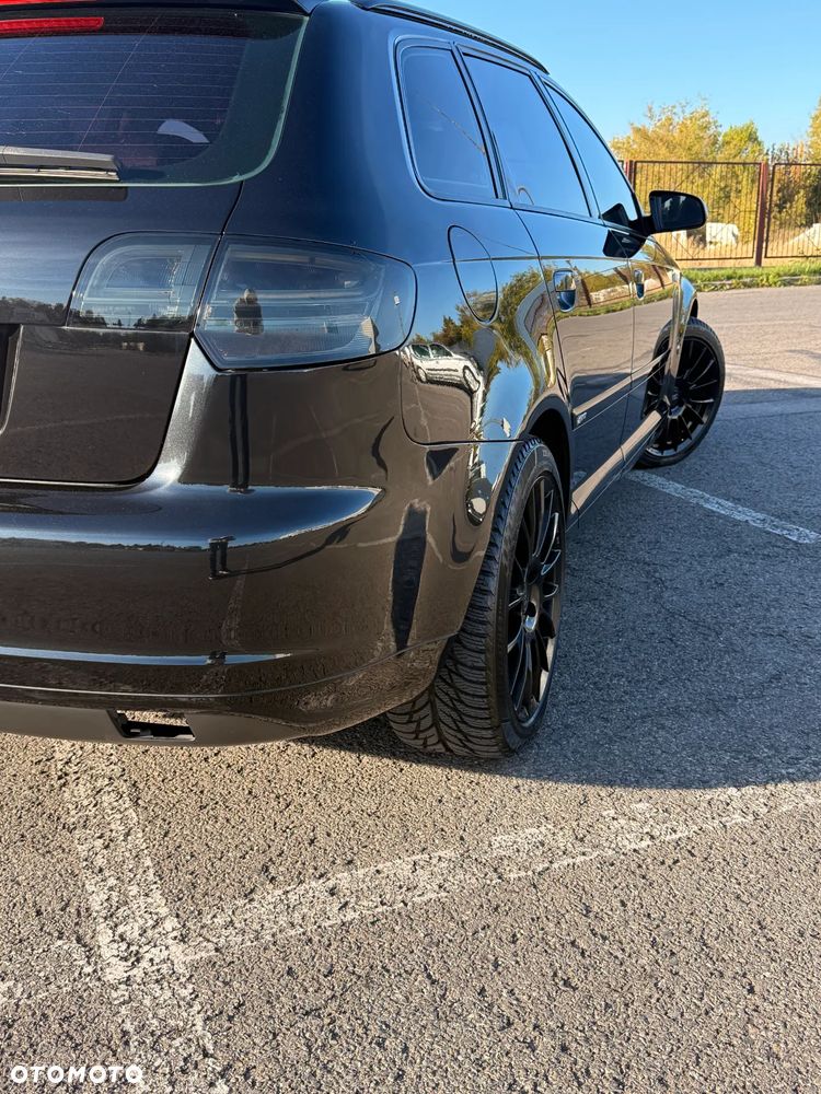 Audi A3 Sportback 2.0 TDI Ambiente - 2