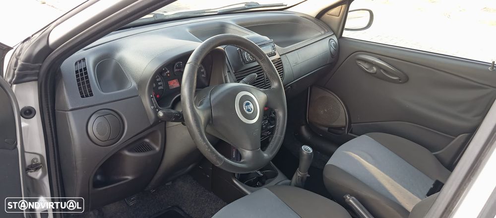Fiat Punto 70 JTD Multijet Active - 2