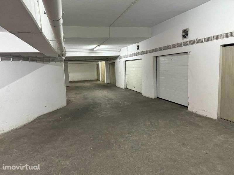 Garagem - Montebelo Norte, Setúbal - Grande imagem: 5/8
