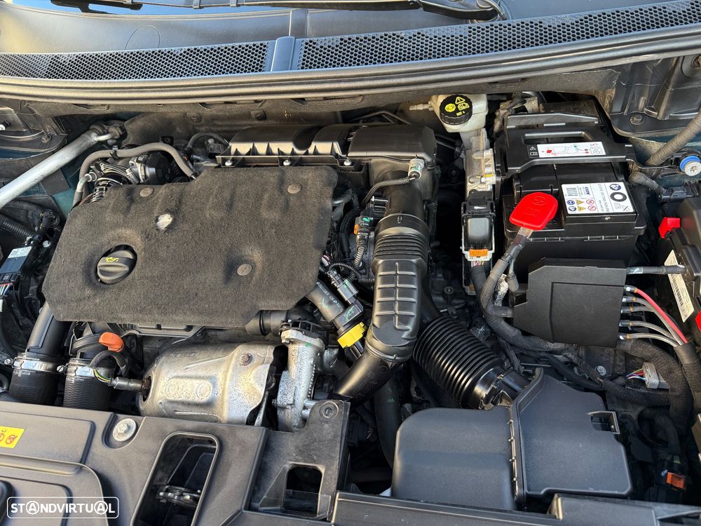 Peugeot 3008 1.5 BlueHDi GT Line EAT8 - 38