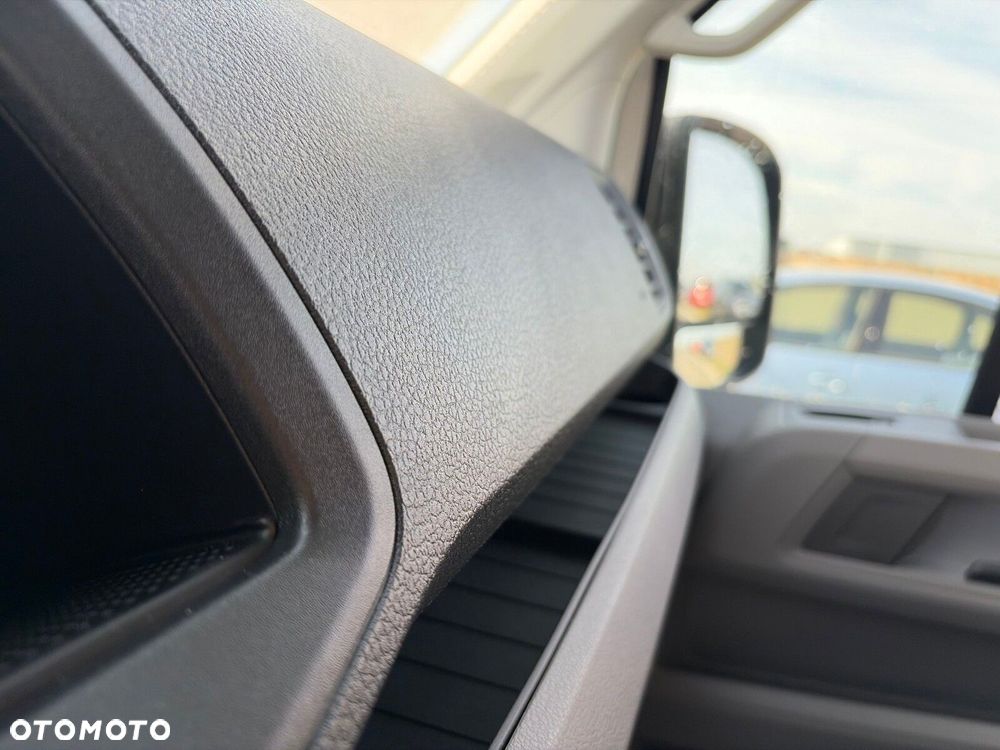 Volkswagen Crafter - 27