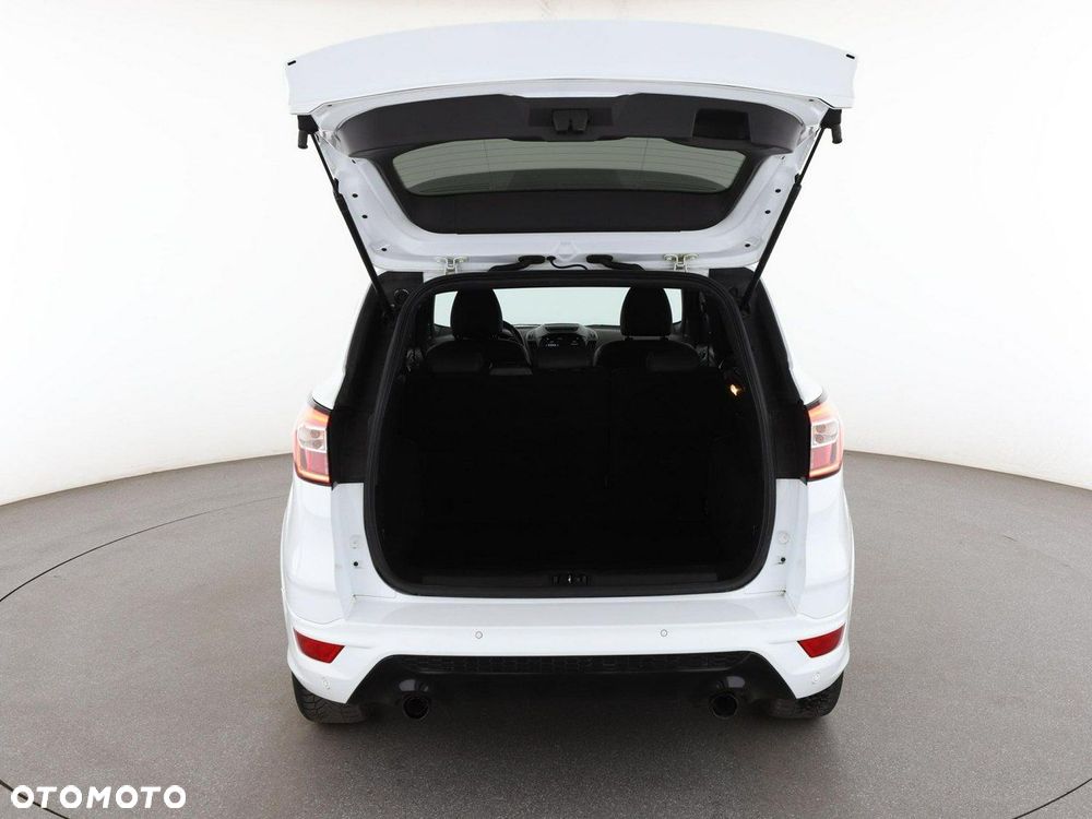 Ford Kuga 2.0 TDCi 4x2 ST-Line - 19