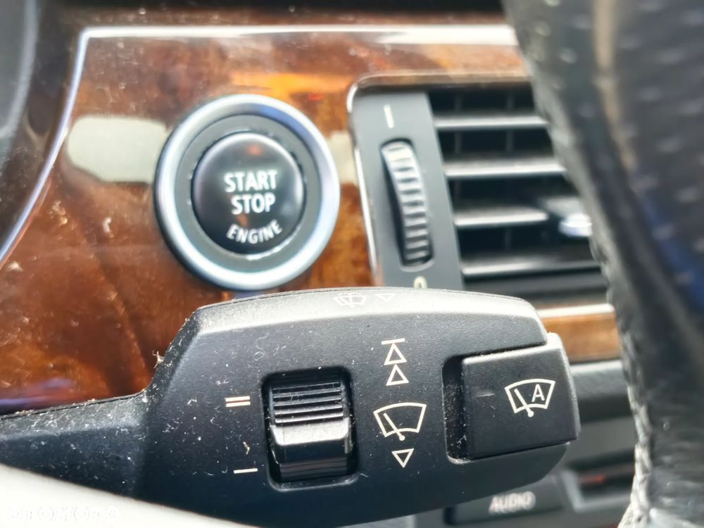 BMW Seria 3 - 16
