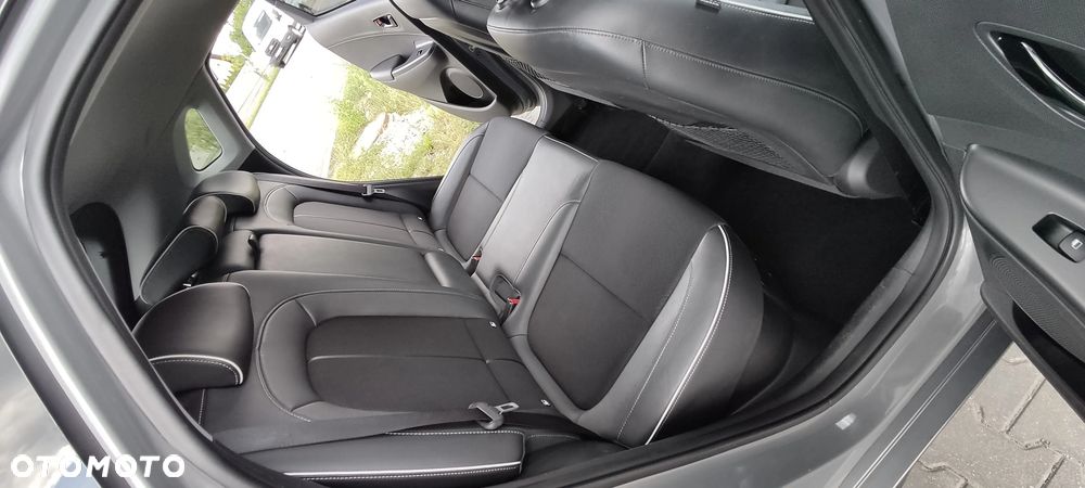 Hyundai Kona 1.6 GDI DCT Premium - 32