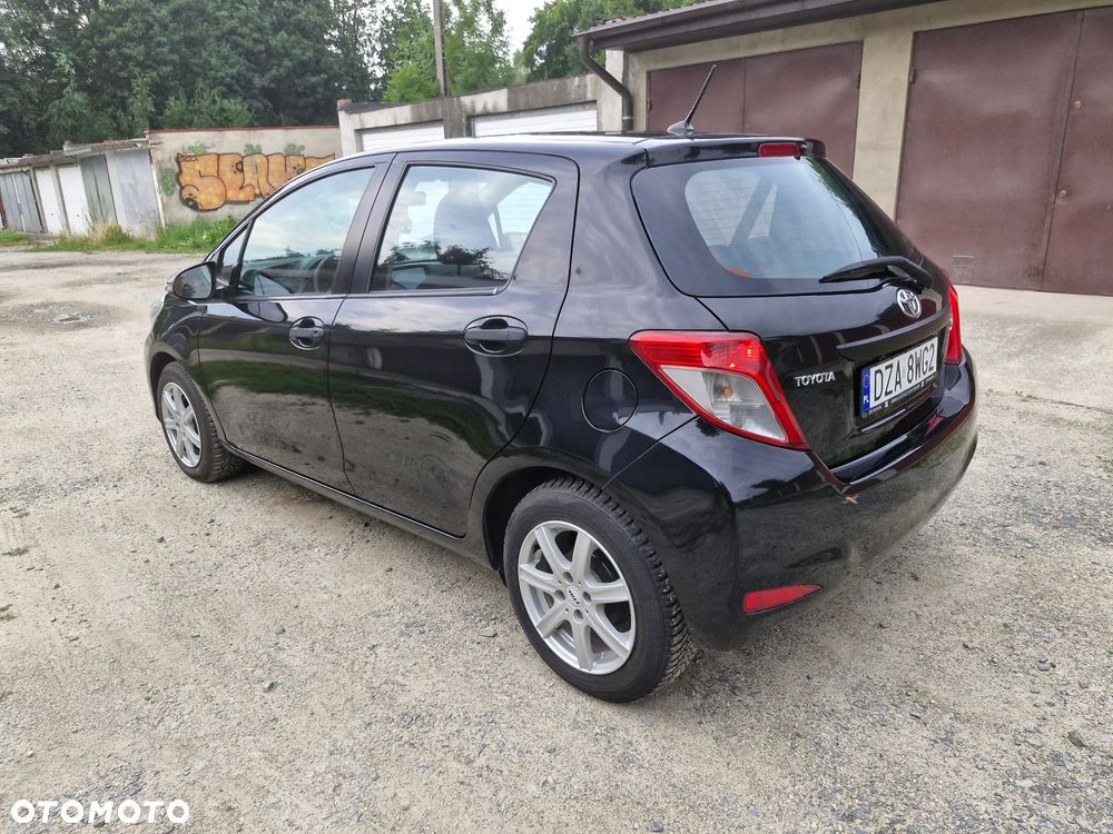Toyota Yaris 1.33 Prestige - 4