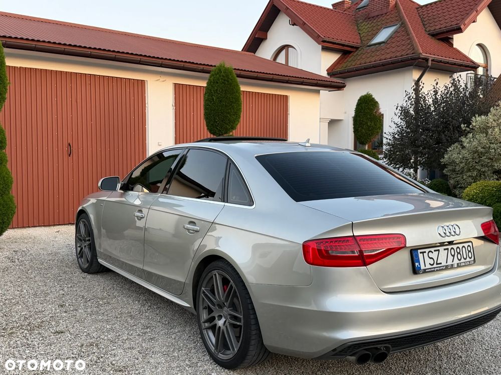 Audi A4 2012 photo 5