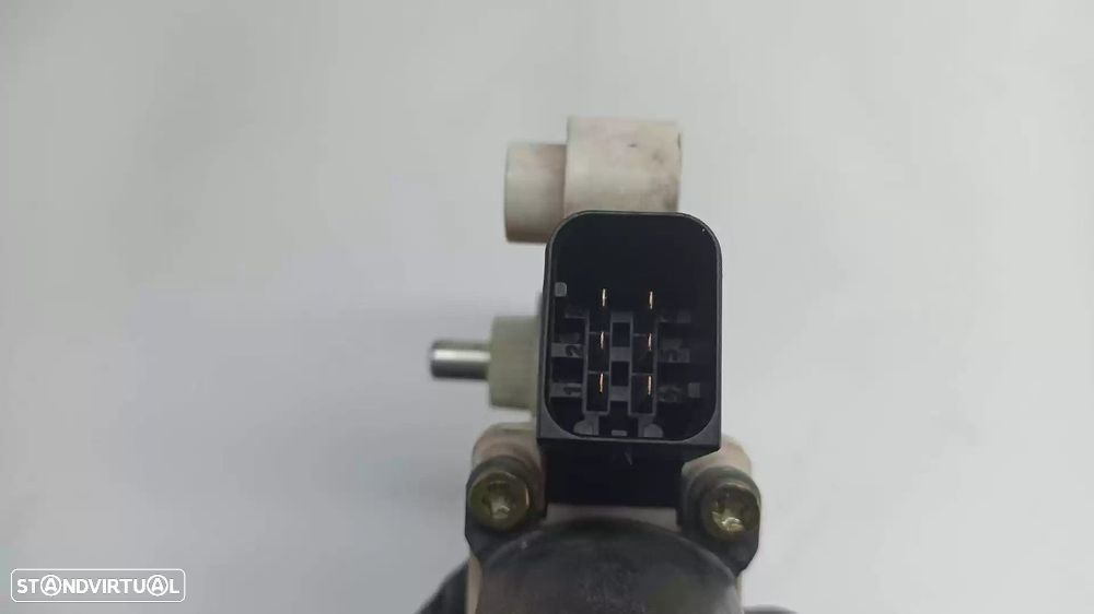 MOTOR ELEVADOR DE VIDRO FRONTAL DIREITO MERCEDES-BENZ CLASSE CLC 2004 -A21182017... - 4