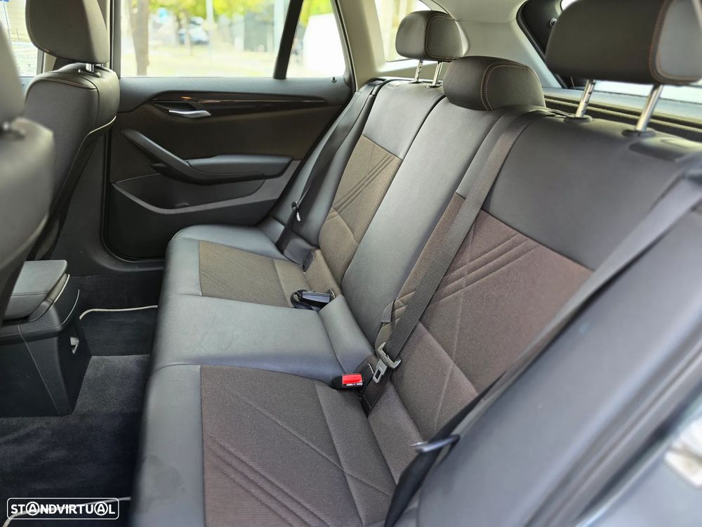 BMW X1 18 d sDrive Auto xLine - 39