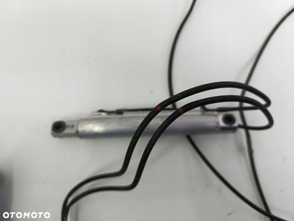 MINI R57 SIŁOWNIK HYDRAULICZNY DACHU - 3