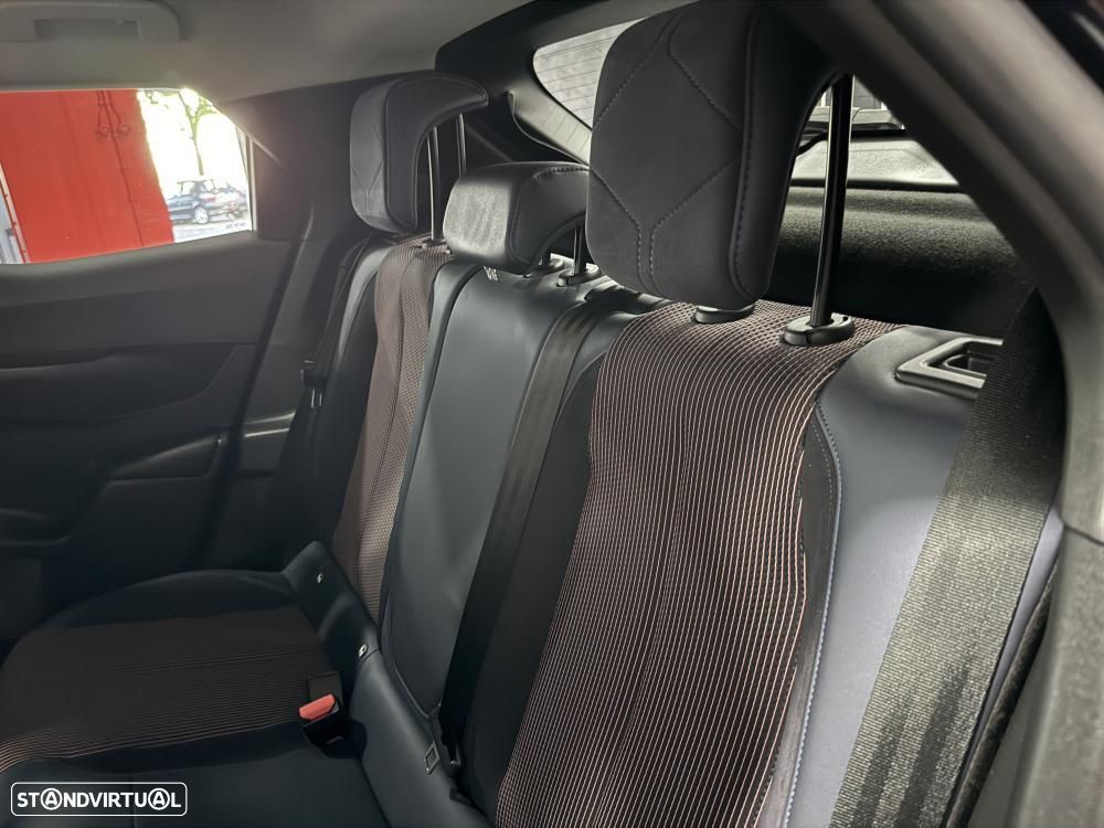 DS DS3 Crossback PureTech 130 Aut. INES DE LA FRESSANGE - 49
