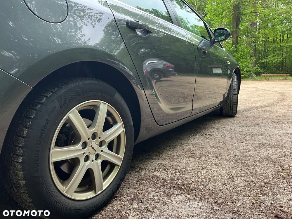 Opel Astra 1.4 Turbo - 17