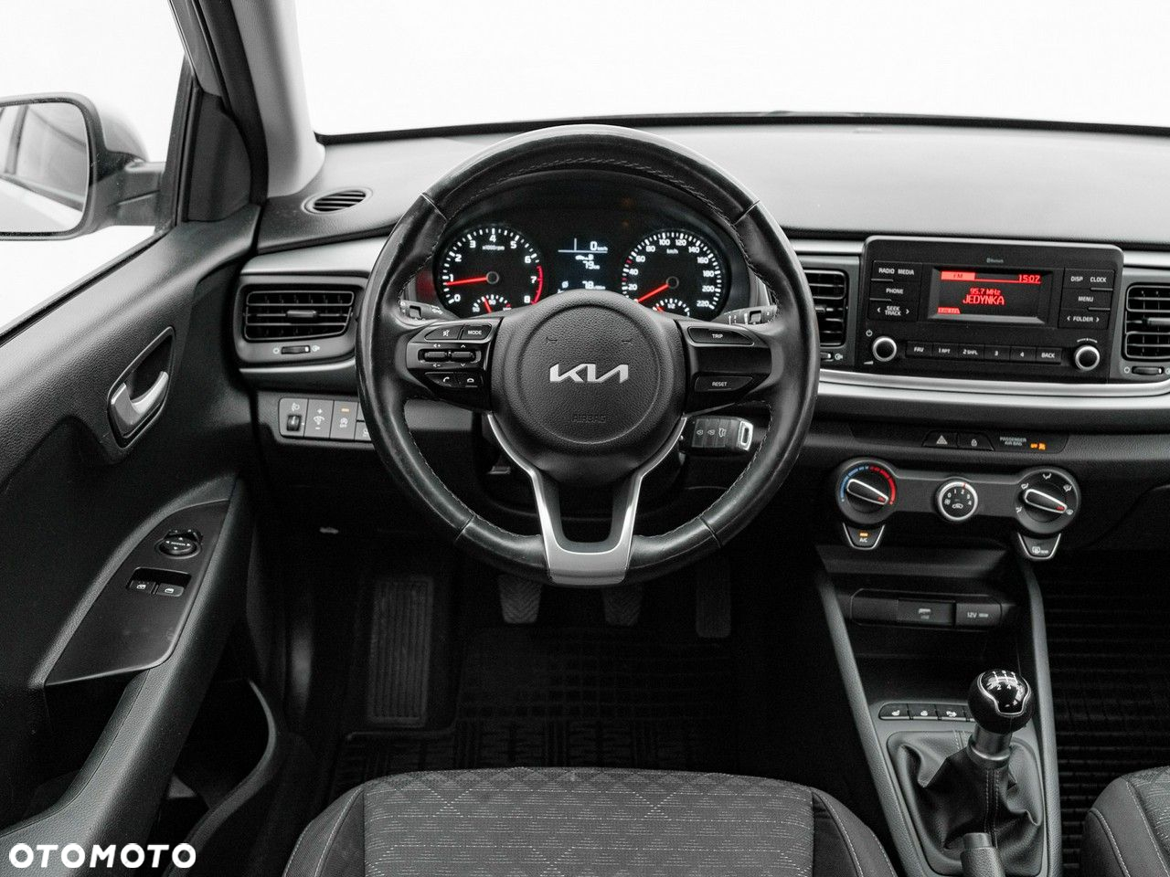 Kia Rio 1.2 M - 12