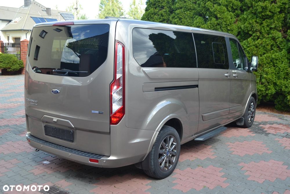 Ford Tourneo Custom 2.0 EcoBlue Hybrid L2 Titanium - 20