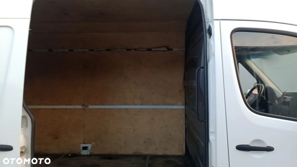 Mercedes-Benz Sprinter - 7