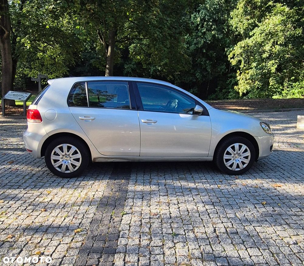 Volkswagen Golf - 5
