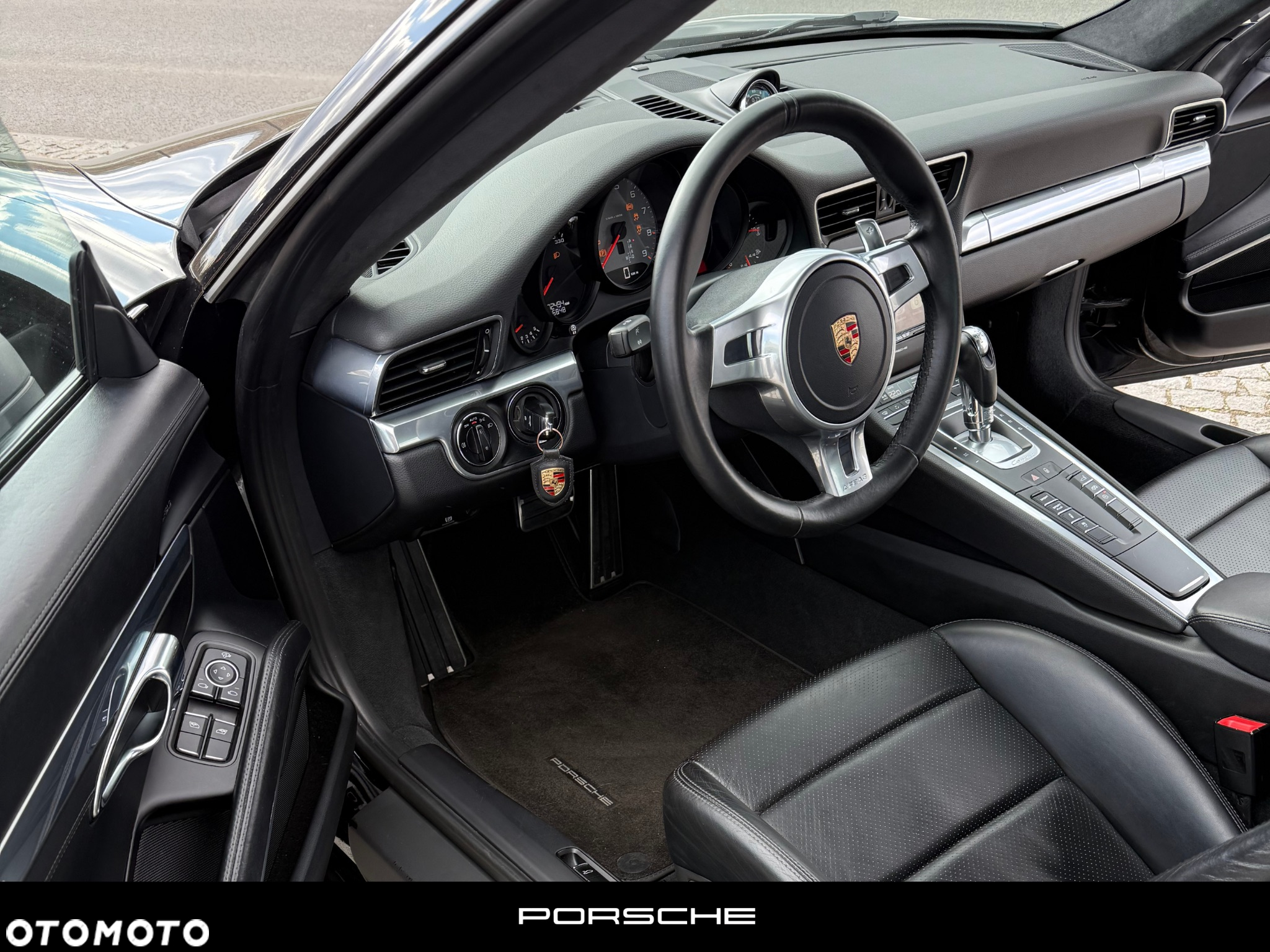 Porsche 911 Carrera S PDK - 13
