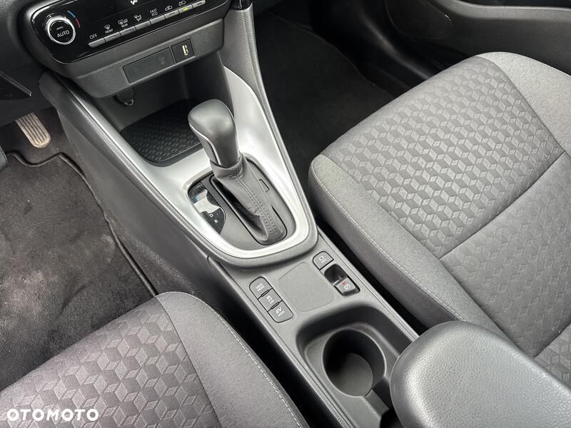 Toyota Yaris Hybrid 1.5 Comfort - 16