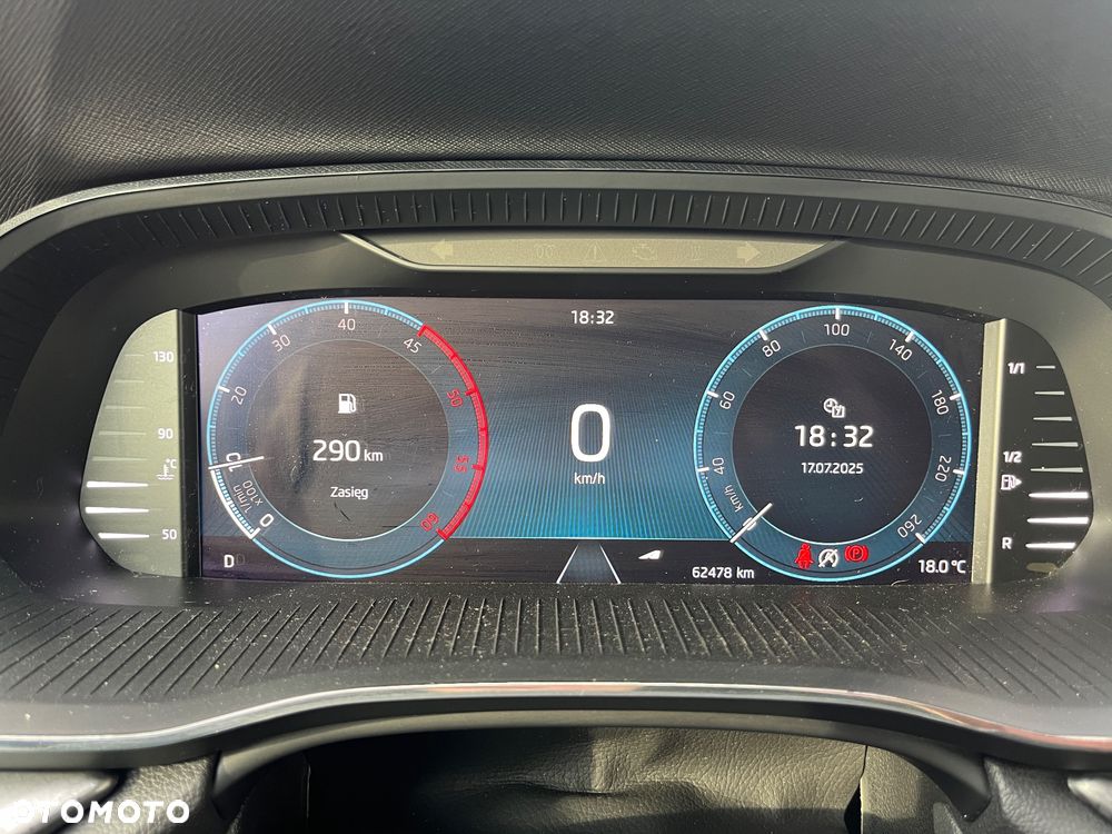 Skoda Octavia Combi 2.0 TDI DSG Exclusive Plus - 32