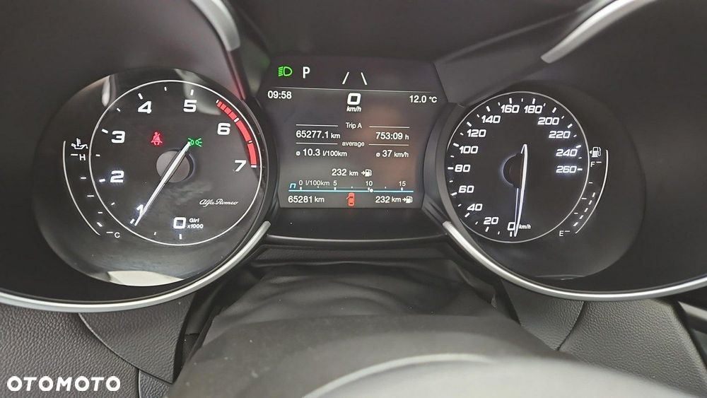 Alfa Romeo Giulia 2.0 Turbo Veloce Q4 - 14