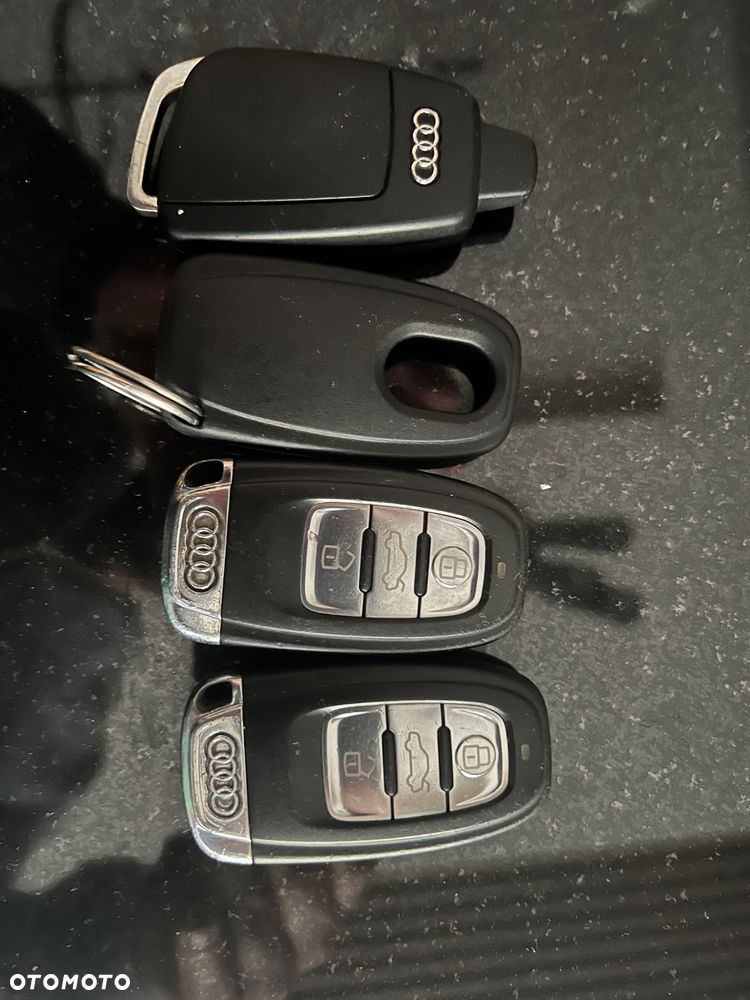 Audi A4 Avant 2.0 TDI - 19
