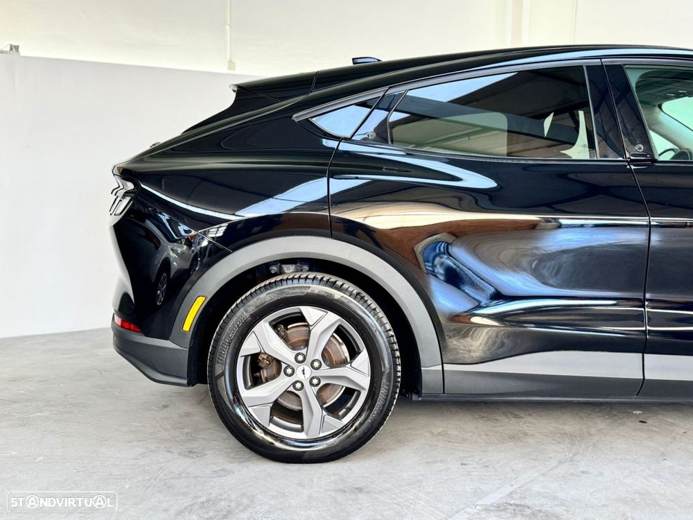 Ford Mustang Mach-E 72.6 kWh Base - 8