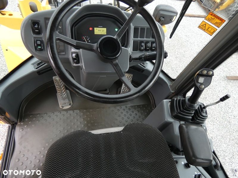 Volvo L30G Z Niemiec / 5.307mtg Serwisowana / - 11