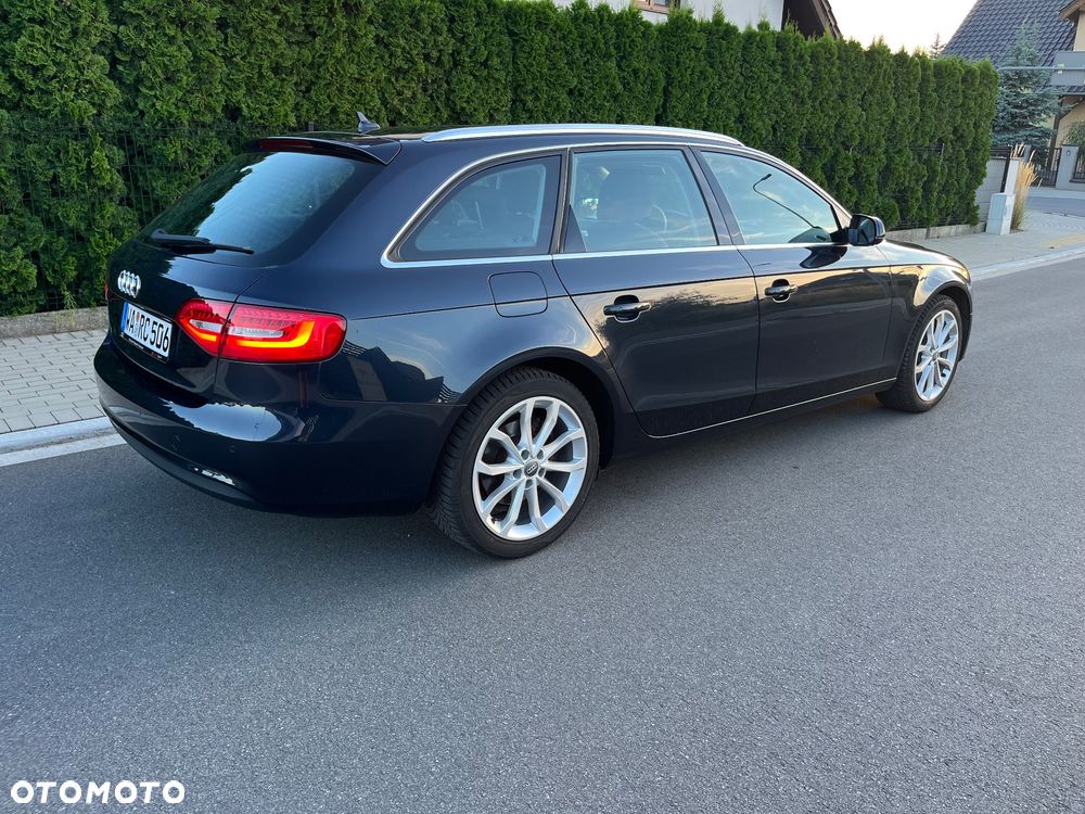 Audi A4 Avant 2.0 TDI DPF clean diesel multitronic Ambiente - 13