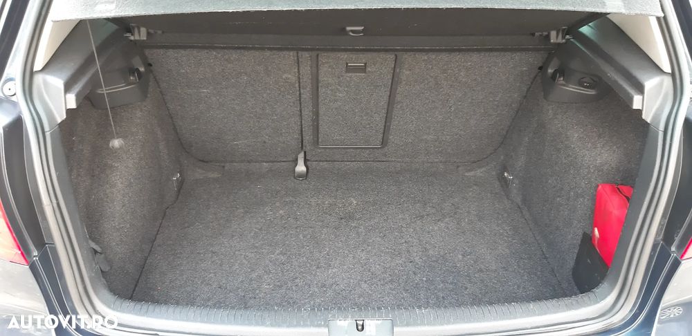 Volkswagen Golf - 14