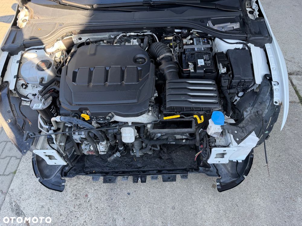 Volkswagen Golf 2.0 TDI SCR Life - 28