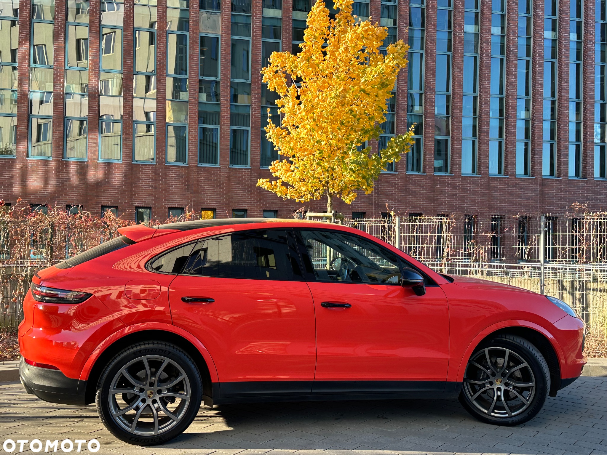Porsche Cayenne Coupe Platinum Edition - 40