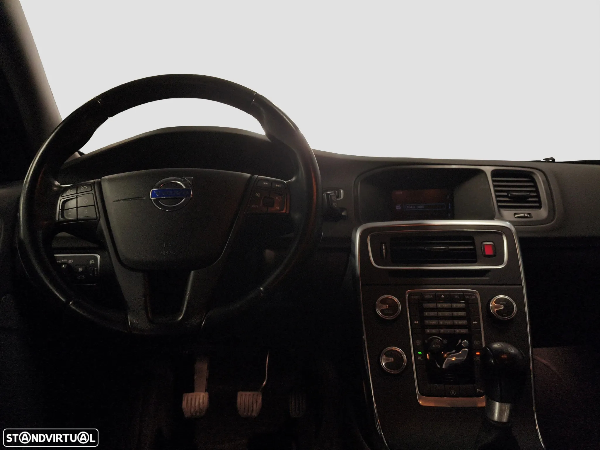 Volvo V60 1.6 D2 Drive Momentum Start/Stop - 16